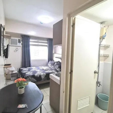 Staycation Condotel Urban Deca Tower Edsa Mandaluyong