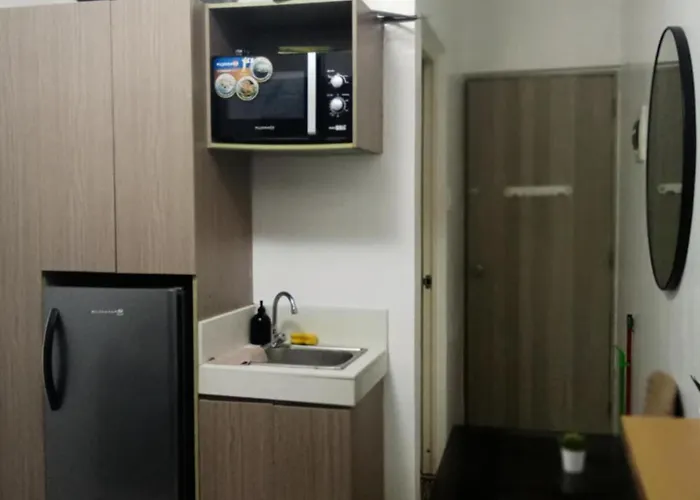 Staycation Condotel Urban Deca Tower Edsa Mandaluyong Aparthotel