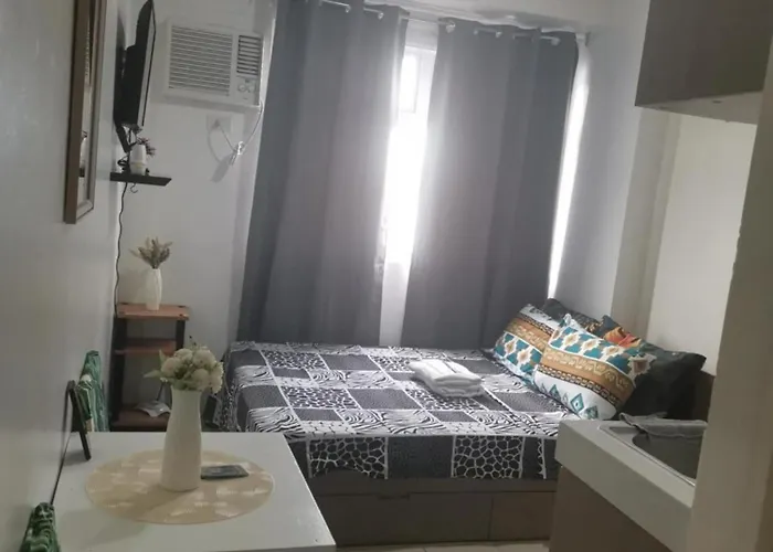 Aparthotel Staycation Condotel Urban Deca Tower Edsa Mandaluyong